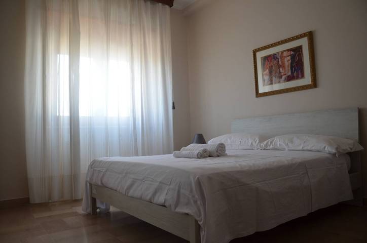 Gîte pour 2 personnes, avec terrasse à Sassari - 3