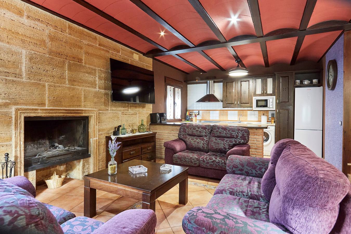 Casa Rural 'Fuente Los Avellanos' avec Vue sur la Montagne, Wi-Fi et Climatisation in Iznatoraf, Parc naturel des sierras de Cazorla et Segura