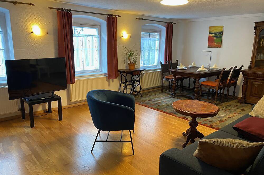 Ganze Wohnung, Stilvolle Ferienwohnung mitten in der historischen Altstadt von Memmingen. in Memmingen, Bayerisch Schwaben
