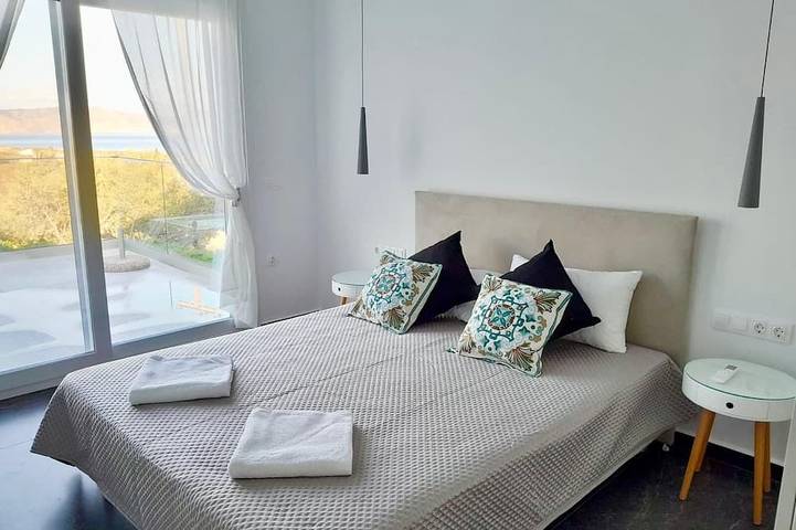 Villa Eleonas offers an unrestricted view of the sea and the surrounding area. in Rethymno en omgeving