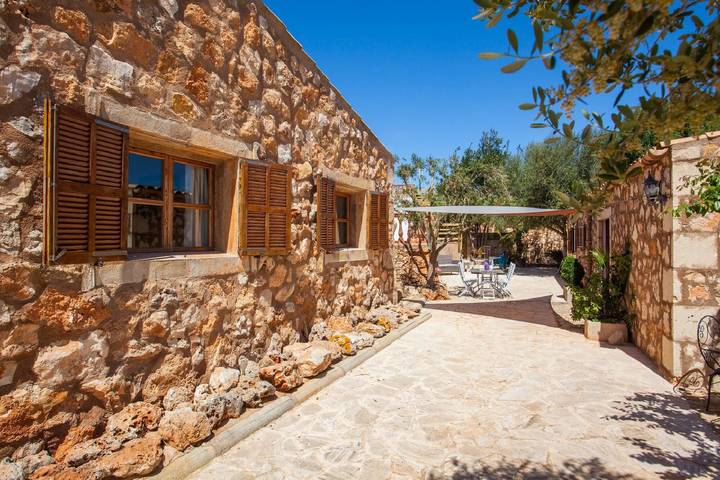 Casa rural 'S'Hort - Can Rita' con piscina privada, Wi-Fi y aire acondicionado in Es Llombards, Santanyí