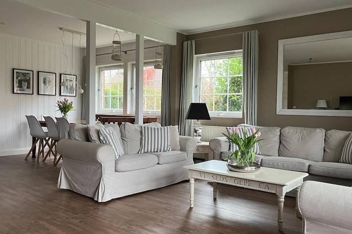 Ferienhaus für 10 Personen, mit Garten, mit Haustier in Bastorf