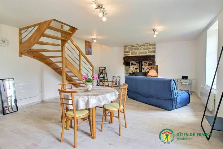 Gîte pour 3 personnes, avec jardin et terrasse, animaux acceptés à Ploërdut - 3