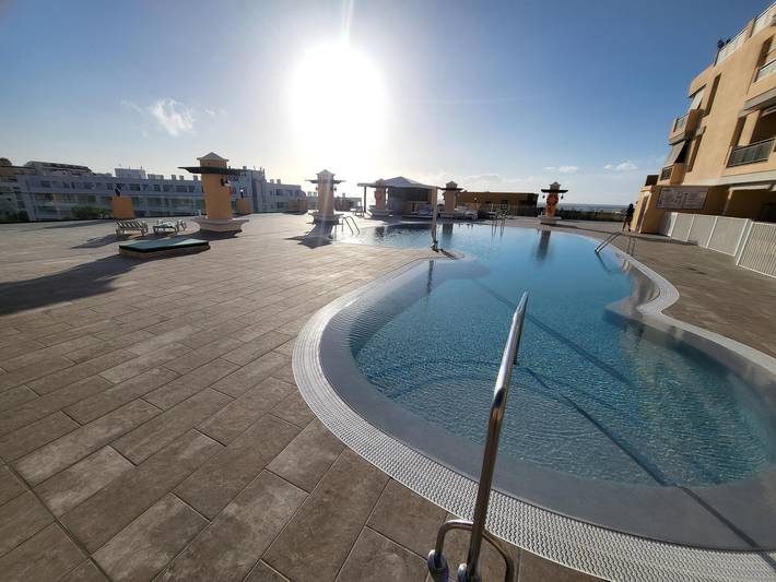 Apartamento de vacaciones para 4 personas, con piscina y terraza - 1