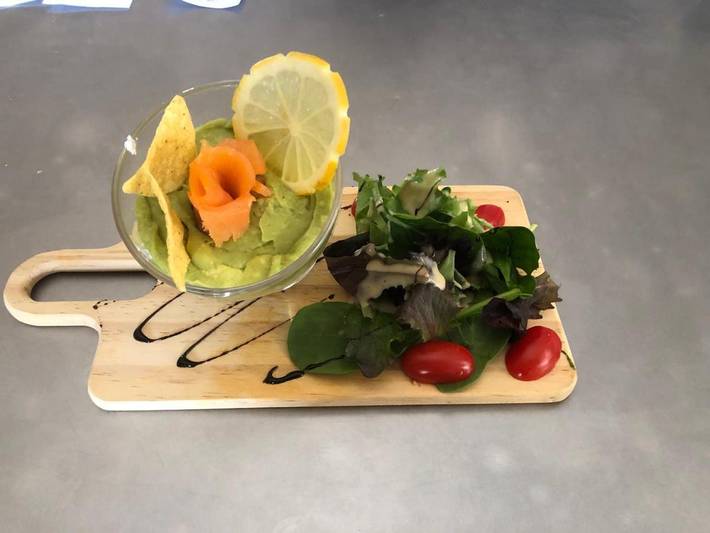 Hôtel pour 2 personnes, avec terrasse, animaux acceptés à Saint-Privat-d'Allier - 3