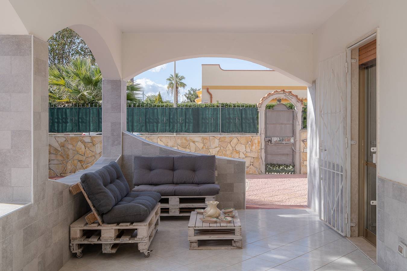 Villa con Jacuzzi e Area Fitness – Spazi Privati e Aree Esclusive – Arenella Mare in Arenella, Siracusa