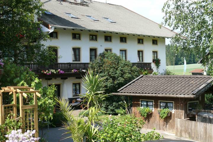 Bauernhaus für 4 Personen, mit Garten, kinderfreundlich in Oberbayern - 2
