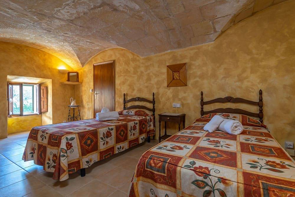 Es Molí Can Torres - Cuatro Habitaciones Villa, Capacidad 8 in Sineu, Interior de Mallorca