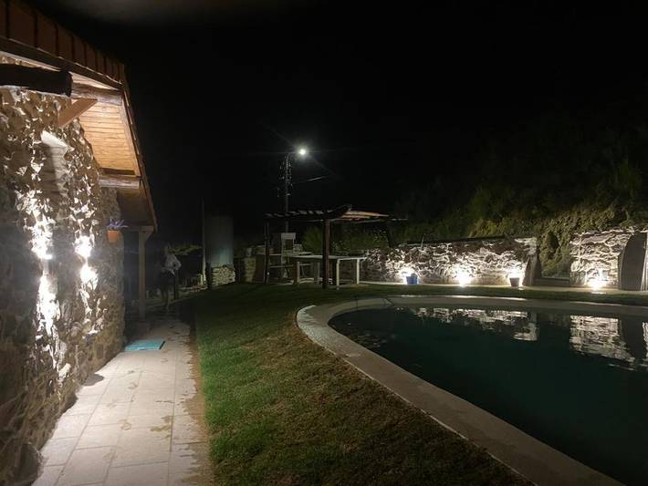 Gîte pour 4 personnes, avec terrasse et jardin ainsi que piscine et vue à Chaves - 4