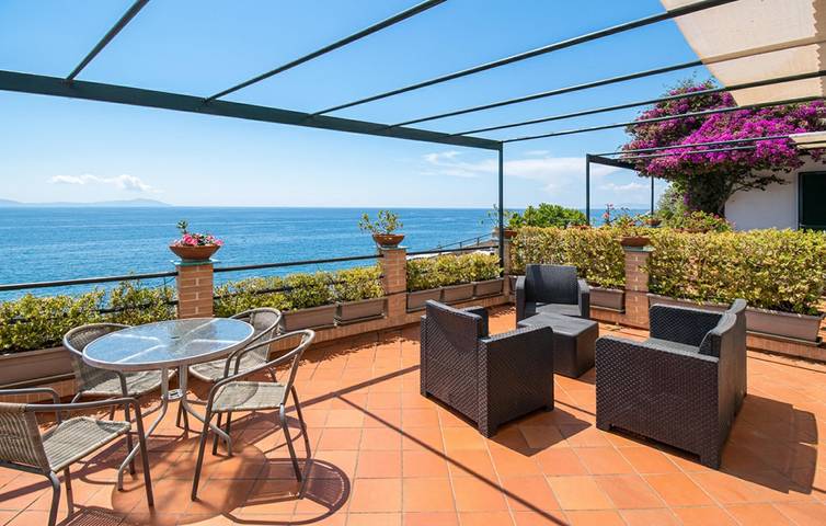 Gîte pour 4 personnes, avec Terrasse à Vietri sul Mare - 3