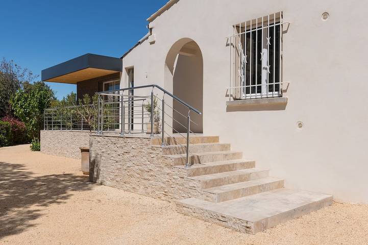 Location de vacances pour 4 personnes à Saint-Maximin (Nimes)