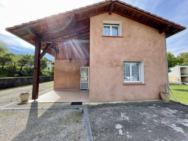 Gîte pour 4 personnes, avec terrasse