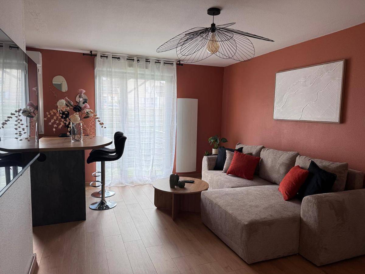 Appartement entier, One-Bedroom Apartment in Langres, Haute-Marne