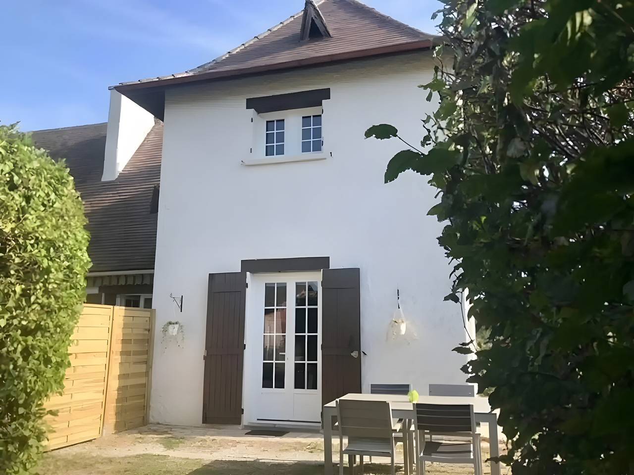 Naturma Cottage: Holiday Home with Wi-Fi and Pool near Montpon-Ménestérol in Montpon-Ménestérol, Périgord Blanc