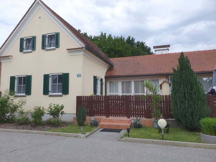 Ferienhaus für 6 Personen, mit Terrasse und Garten in Bad Waltersdorf