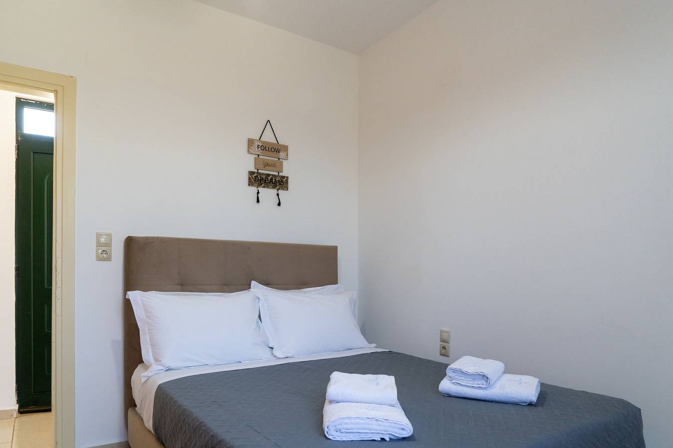 Three Waves Maisonettes | Manousos in Milatos, Lasithi