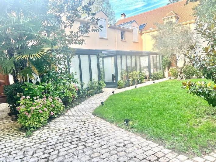 Gîte pour 2 personnes, avec jardin à Saint-Rémy-lès-Chevreuse - 4