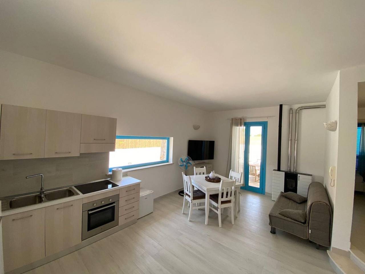 Villa « Azzurra » avec piscine privée, Wi-Fi et climatisation in Racale, Golfe de Tarente