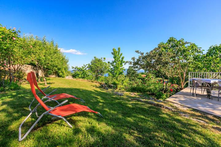 Ferienhaus für 6 Personen, mit Garten