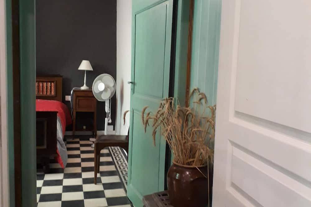 Maison avec jardin au bord de l'Aveyron in Bruniquel, Tarn-et-Garonne