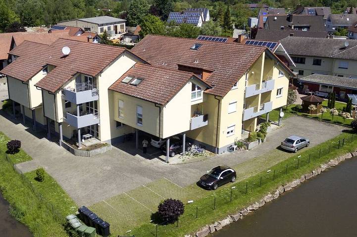Appartement de vacances pour 8 personnes, avec balcon