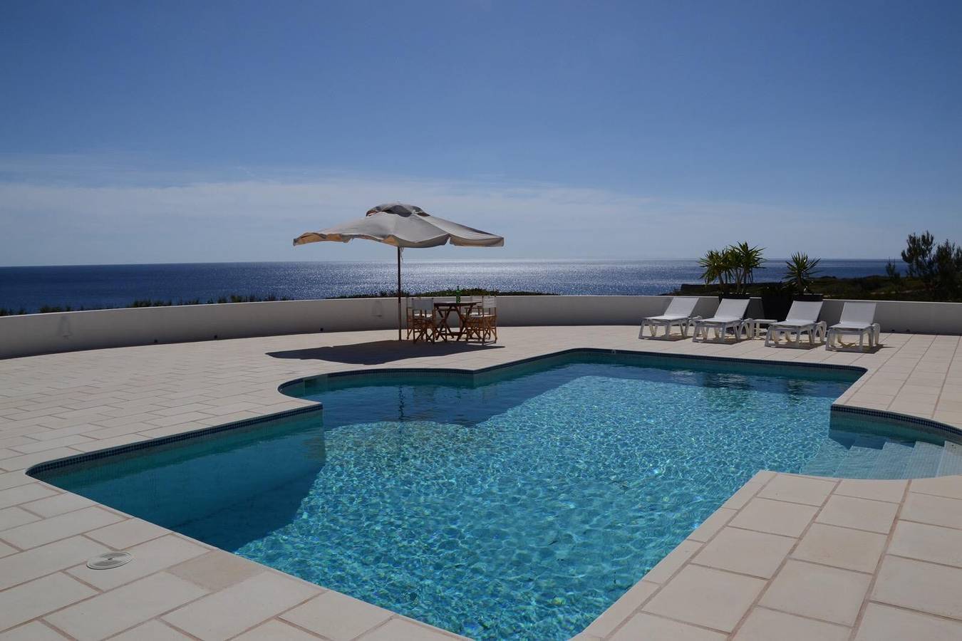 Villa 'Es Gallinot' con vistas al mar, piscina privada y Wi-Fi in Binidali, Maó