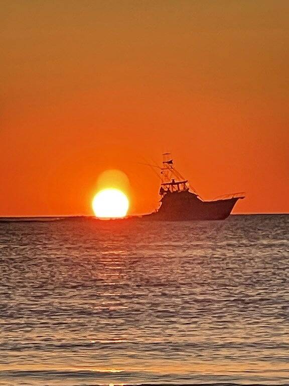 Newly renovated home just steps from the beach! in Cape Charles, Chesapeake Bay