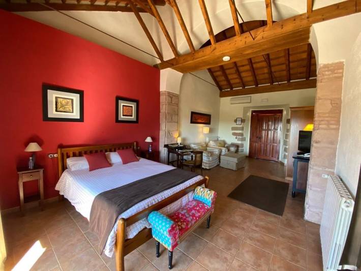 Casa rural para 4 personas, con Terraza además de Jardín y Piscina en Montoro 