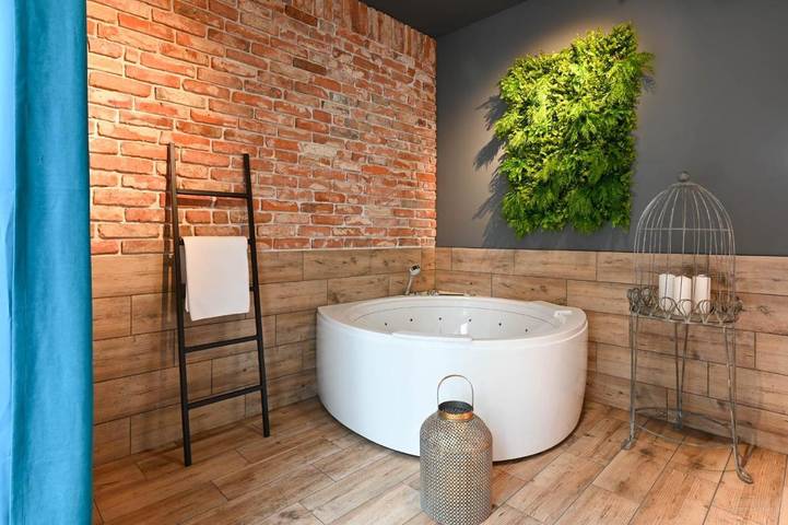 Gîte pour 5 personnes, avec jacuzzi et jardin à Grojec - 2