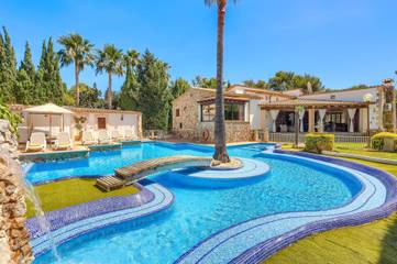 Villa in Pollença, Serra de Tramuntana für 6 