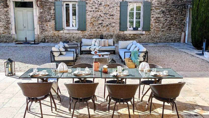 Maison d’hôte pour 2 personnes, avec piscine et sauna ainsi que jardin et jacuzzi à Lagnes - 3