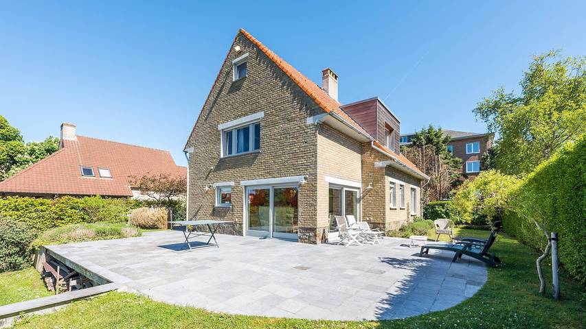 Villa pour 9 personnes, avec terrasse et jardin à Coxyde