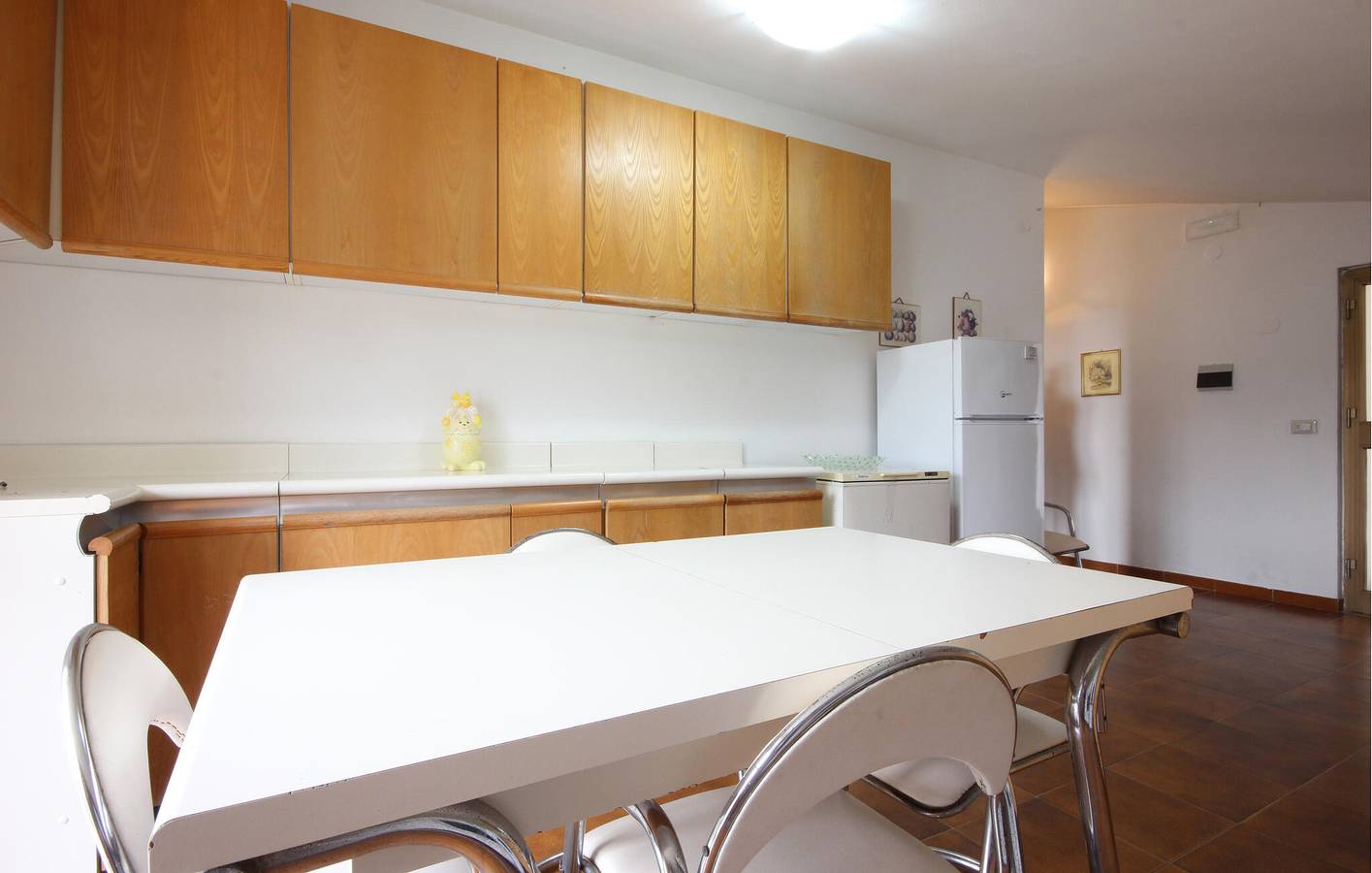 Entire holiday apartment, Sea View Apartment with Wifi, TV, Parking & Kitchen - 900m to Beach in Casal Velino, Cilento Coast