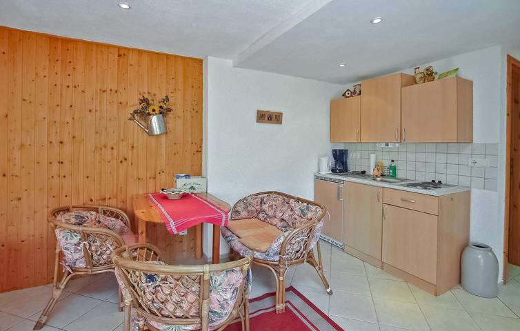 Gemütliches Terrassen-Apartment mit Doppelbett und Küche in Ueckermünde, Vorpommern Greifswald