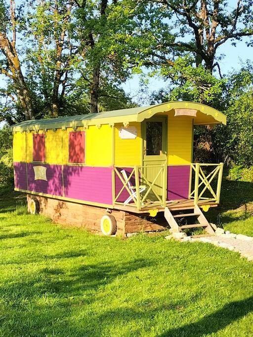 One-Bedroom House in Issendolus, Quercy