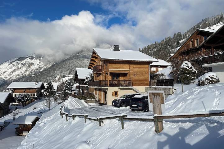 Chalet pour 4 personnes, avec terrasse et jardin à La Chapelle-d'Abondance