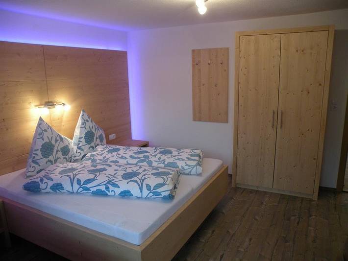 Ganze Ferienwohnung, Apartment/2 Schlafräume/Bad, Wc in Tuxer Alpen, Kaltenbach