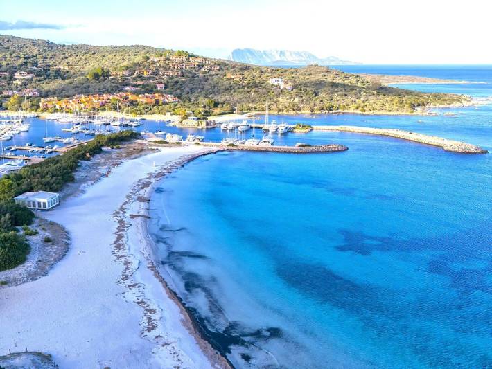 Gîte pour 3 personnes, avec jardin et terrasse à Porto Ottiolu - 2