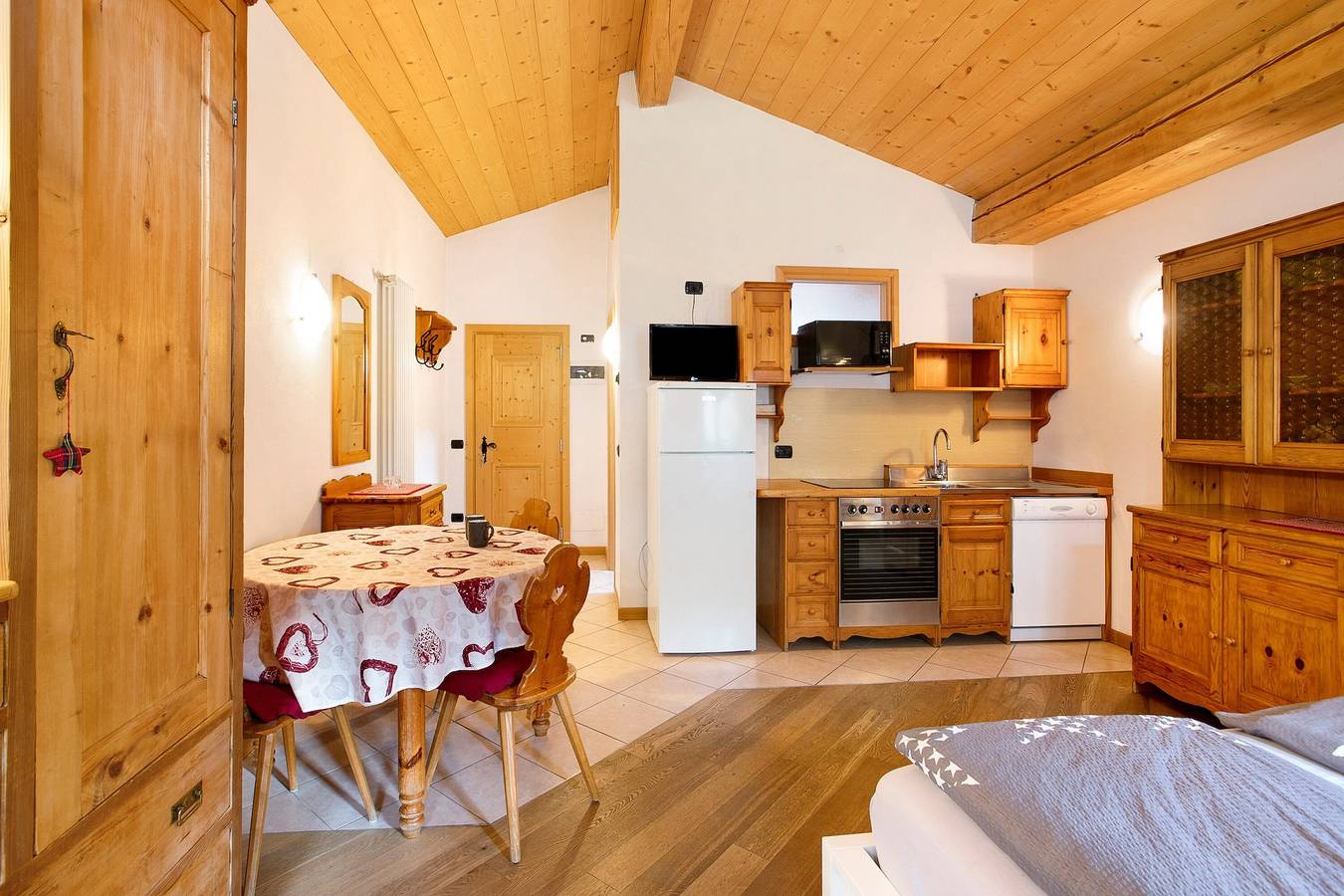 Ganzes Studio, Einzimmerapartment 'Premesan 3' mit Bergblick, Balkon und Wlan in Bormio, Bormio Gemeinde