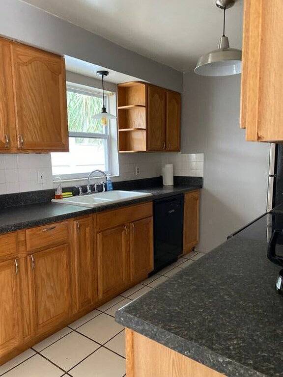 Vacation rental for 7 people, with pool, with pets in Indian Rocks Beach