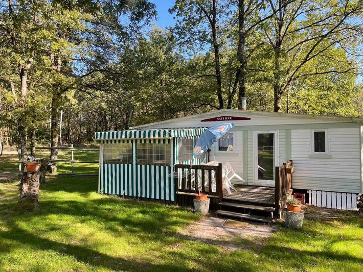 Camping pour 6 personnes, avec Terrasse ainsi que Jardin et Vue