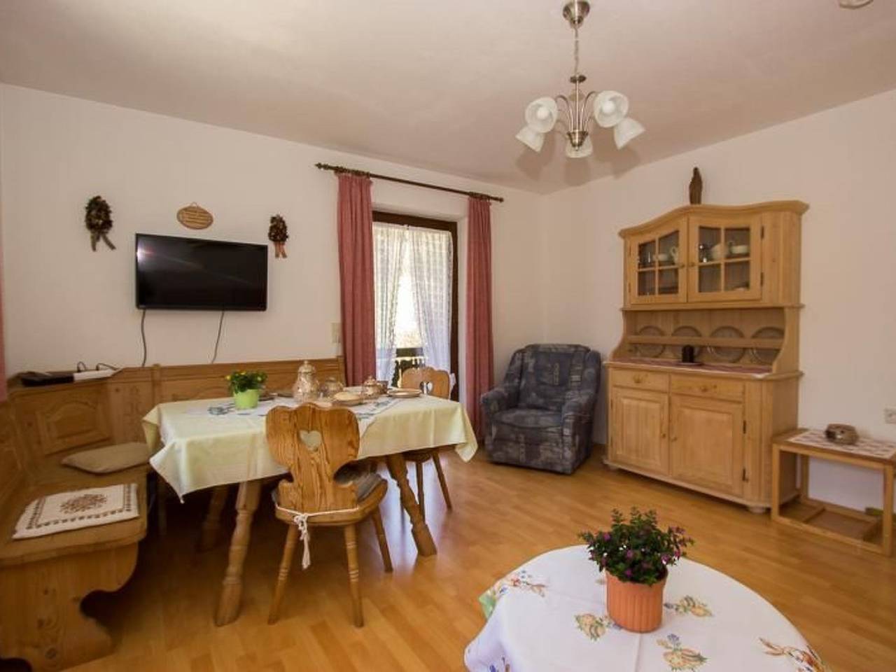Ganze Wohnung, In Weißbach a. d. Alpenstraße in Weissbach an der Alpenstrasse, Schneizlreuth