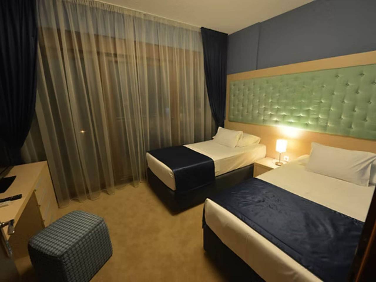 Ganze Wohnung, Hotel Princ-One Bedroom Suite with Twin Bed 107 in Budva, Opština Budva