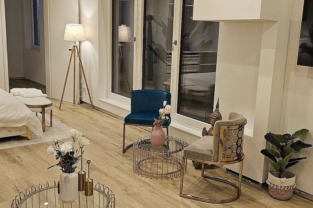Apartamento entero, Untergeschoss Ug Schöne Neubau Wohnung in Munich Sendling, Múnich