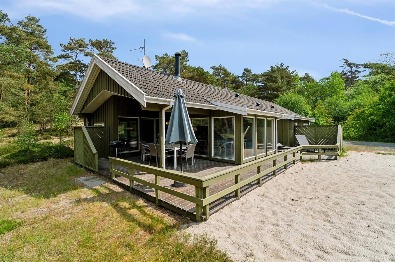 Home in Nexø with sauna in Sommerodden, Dueodde