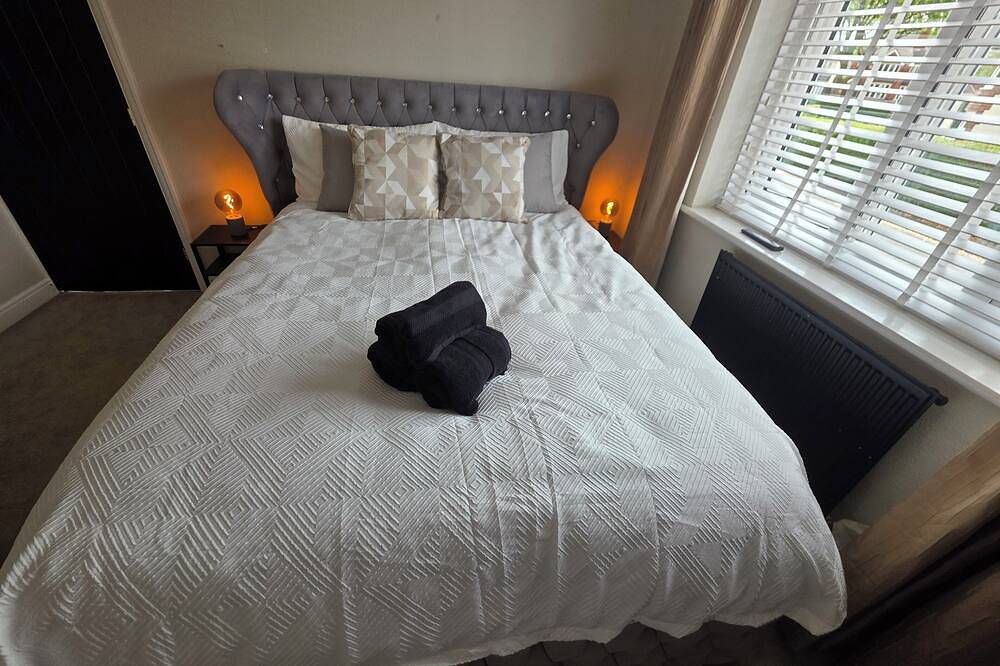 Stunning property with summer house in Walsall, Birmingham y alrededores