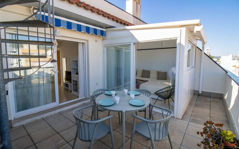 Appartement de vacances pour 4 personnes, avec piscine et terrasse - 1