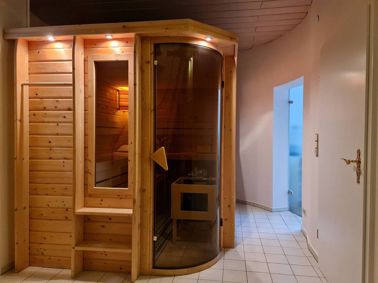 Apartamento entero, Doppelappartement Privater Zugang zur Sauna und Garten in Nüdlingen, Rhön-Bayern