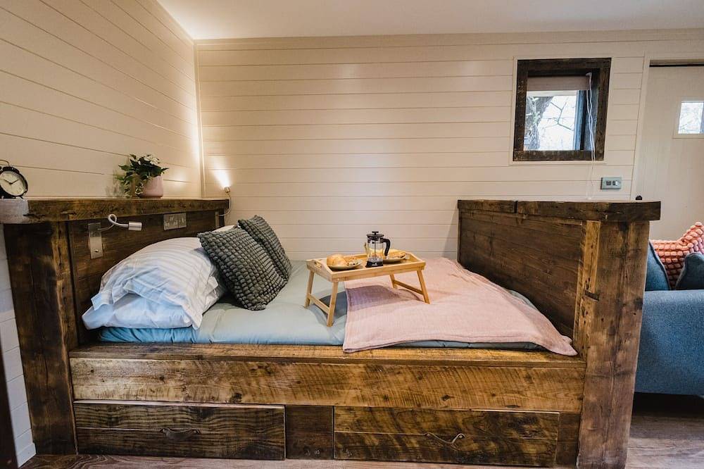 Cupwith -Kabine-Luxus-Ensuite mit Dusche-Blick auf den Wald in Westliches Yorkshire