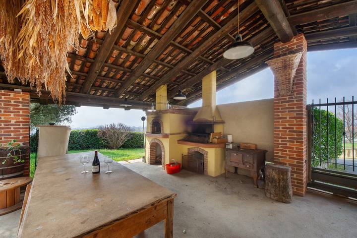 Ganze Wohnung, Zimmer „La Casba del Bruno Selvago“ mit Bergblick, Gemeinschaftsgarten und WLAN in Lessona, Biella Provinz